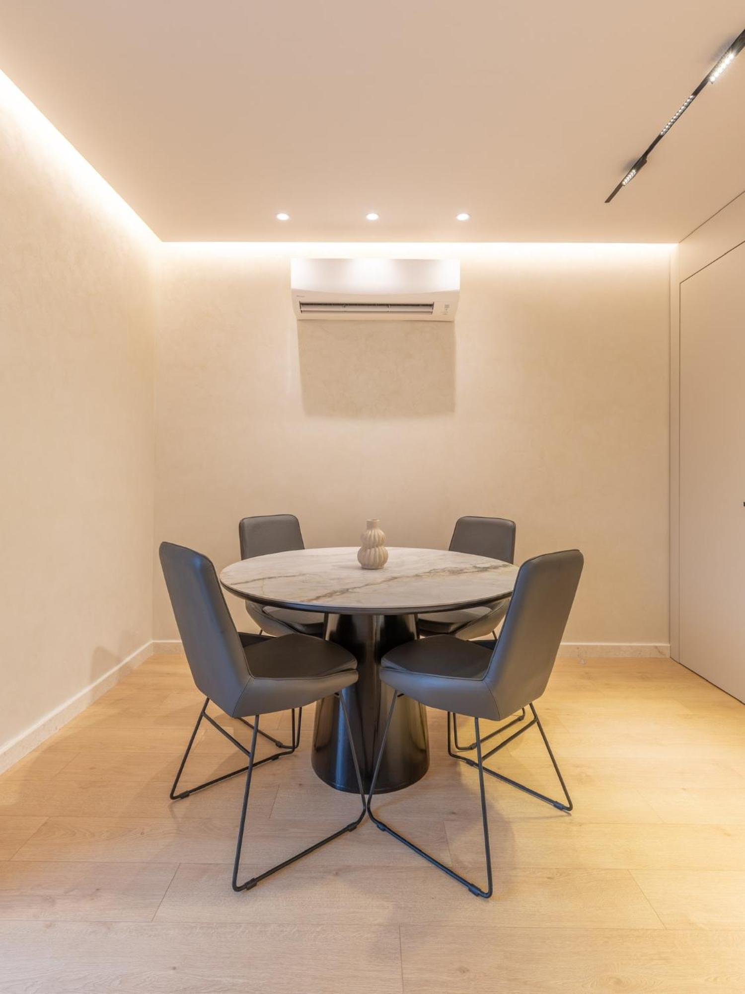 Central Inn, New Bazaar Apartment 地拉那 外观 照片